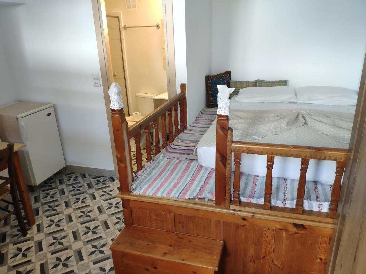 Zinovia Apartment *